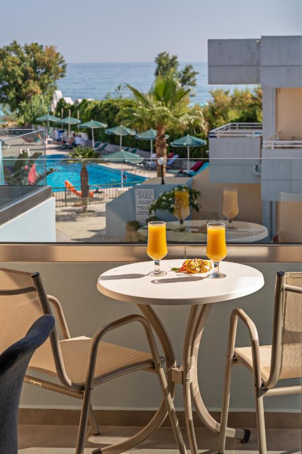 Hotel Kathrin Beach أذيليانوس كامبوس المظهر الخارجي الصورة